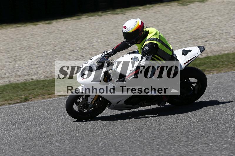 /15 22.05.2026  Plüss Moto Sport  Discover the Bike ADR /Gruppe rot - Race 3/383